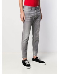 graue Jeans mit Destroyed-Effekten von DSQUARED2