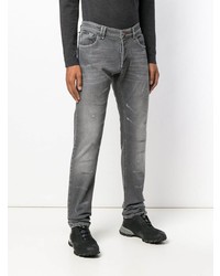 graue Jeans mit Destroyed-Effekten von Philipp Plein