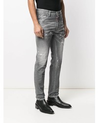 graue Jeans mit Destroyed-Effekten von DSQUARED2