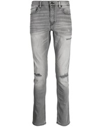 graue Jeans mit Destroyed-Effekten von Hugo