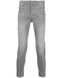 graue Jeans mit Destroyed-Effekten von Low Brand