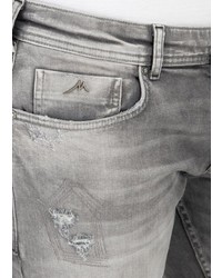 graue Jeansshorts mit Destroyed-Effekten von Miracle of Denim