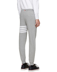 graue Jogginghose von Thom Browne