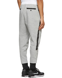 graue Jogginghose von Nike