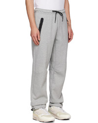 graue Jogginghose von Nike