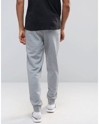 graue Jogginghose von Puma