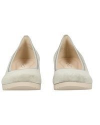 graue Keilpumps aus Leder von Gabor Comfort