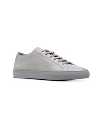 graue Leder niedrige Sneakers von Common Projects