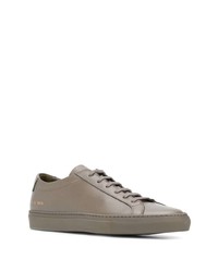 graue Leder niedrige Sneakers von Common Projects