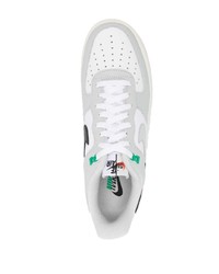 graue Leder niedrige Sneakers von Nike