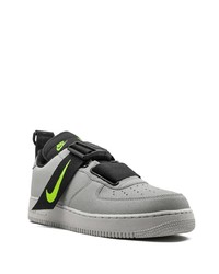 graue Leder niedrige Sneakers von Nike