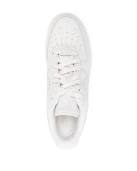 graue Leder niedrige Sneakers von Nike