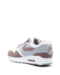 graue Leder niedrige Sneakers von Nike