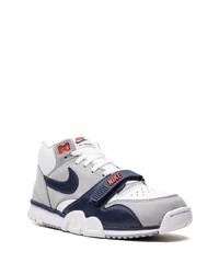 graue Leder niedrige Sneakers von Nike