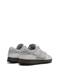 graue Leder niedrige Sneakers von Nike