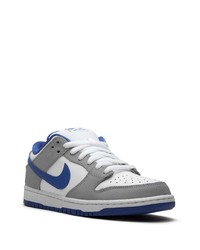 graue Leder niedrige Sneakers von Nike