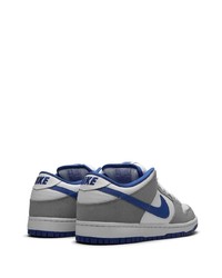 graue Leder niedrige Sneakers von Nike