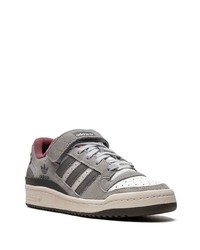 graue Leder niedrige Sneakers von adidas