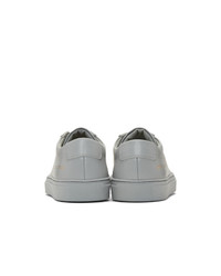 graue Leder niedrige Sneakers von Woman by Common Projects