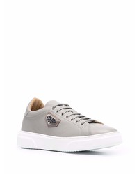 graue Leder niedrige Sneakers von Philipp Plein