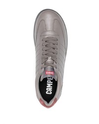 graue Leder niedrige Sneakers von Camper