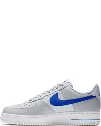 graue Leder niedrige Sneakers von Nike Sportswear