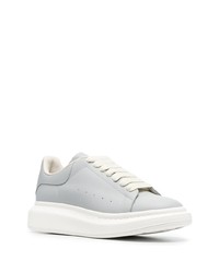 graue Leder niedrige Sneakers von Alexander McQueen