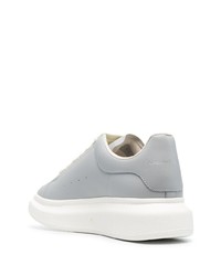 graue Leder niedrige Sneakers von Alexander McQueen