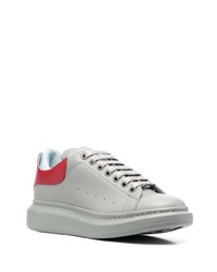 graue Leder niedrige Sneakers von Alexander McQueen