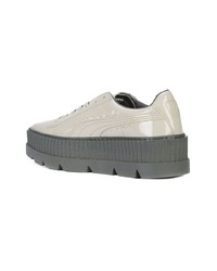 graue Leder niedrige Sneakers von Fenty X Puma