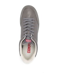 graue Leder niedrige Sneakers von Camper