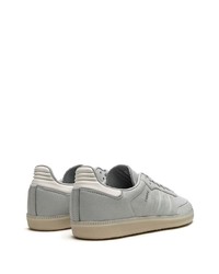 graue Leder niedrige Sneakers von adidas