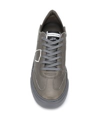 graue Leder niedrige Sneakers von Philippe Model