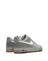 graue Leder niedrige Sneakers von Nike