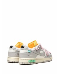 graue Leder niedrige Sneakers von Nike