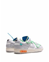 graue Leder niedrige Sneakers von Nike