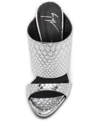 graue Leder Sandaletten mit Schlangenmuster von Giuseppe Zanotti