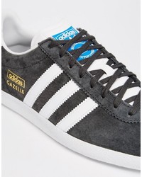 graue Leder Turnschuhe von adidas