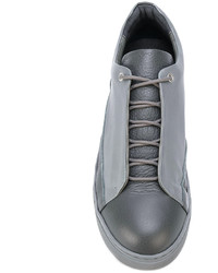 graue Leder Turnschuhe von Issey Miyake