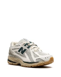 graue niedrige Sneakers von New Balance