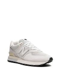 graue niedrige Sneakers von New Balance