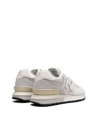 graue niedrige Sneakers von New Balance