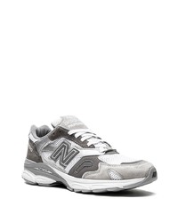 graue niedrige Sneakers von New Balance