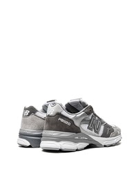 graue niedrige Sneakers von New Balance