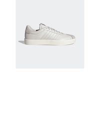 graue niedrige Sneakers von adidas Sportswear