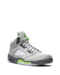 graue niedrige Sneakers von Jordan