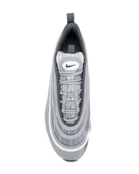 graue niedrige Sneakers von Nike