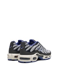 graue niedrige Sneakers von Nike