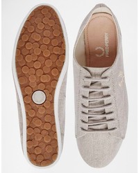 graue niedrige Sneakers von Fred Perry