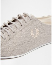 graue niedrige Sneakers von Fred Perry